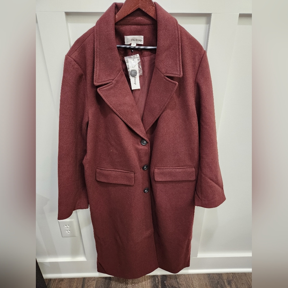 burgandy coat